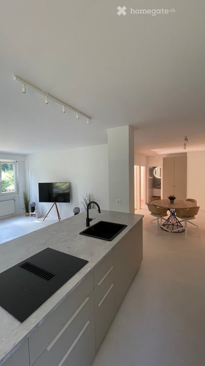 Appartement 4.5 pièces rénové à Fribourg (Beaumont) 2
