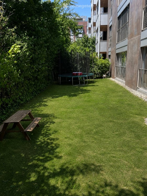 Lease Takeover Beautiful Apartment in Conches/Malagnou 5