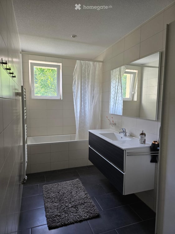 Appartement 3.5pces avec jardin commun, CHF 1'440.- CC 5