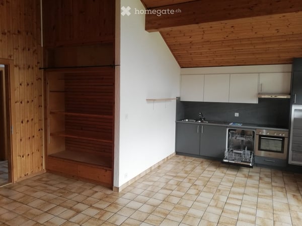 Spacieux appartement 3.5 pces au 1er étage sous les combles 4