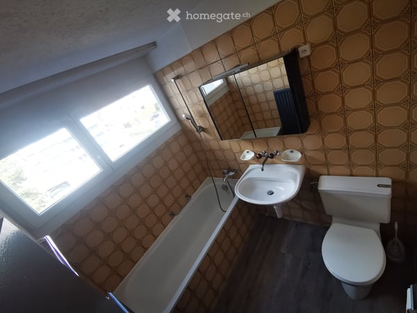 Appartement attique de 2 pièces moderne…