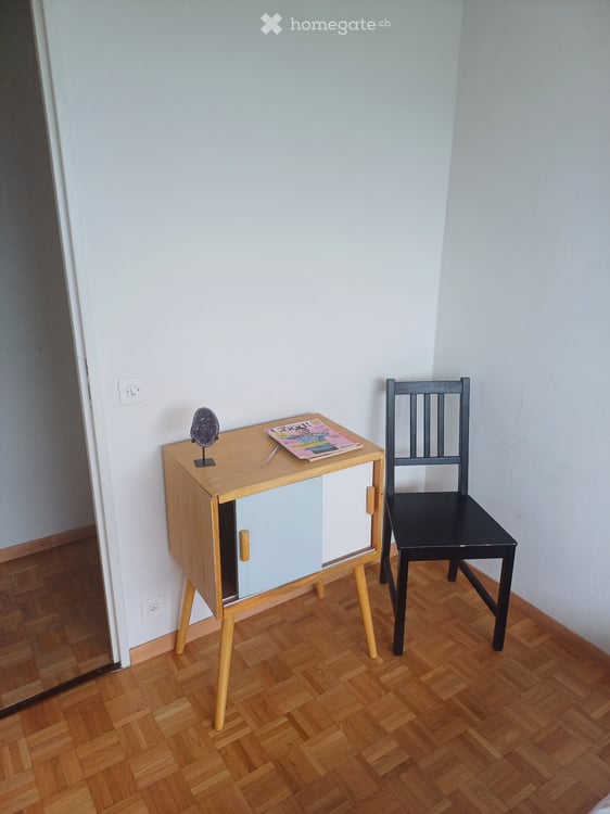 Chambre à louer dans beau 3,5 pièces 3