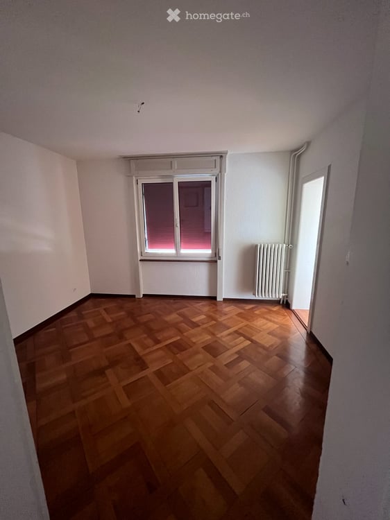 Bel appartement 4 pièces avec parquet et cachet 2