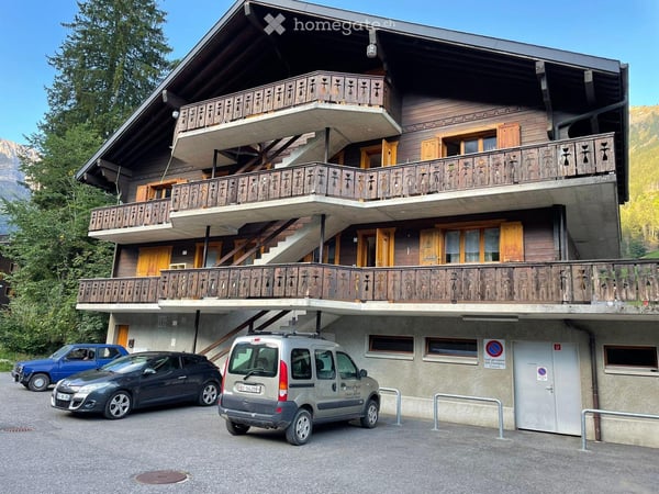 À LOUER DE MI-NOVEMBRE À MI-DECEMBRE À CHAMPERY 2