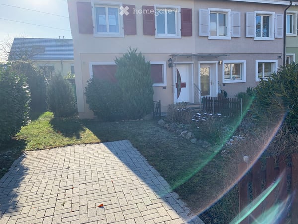 Reihenendhaus in Münchenstein 1