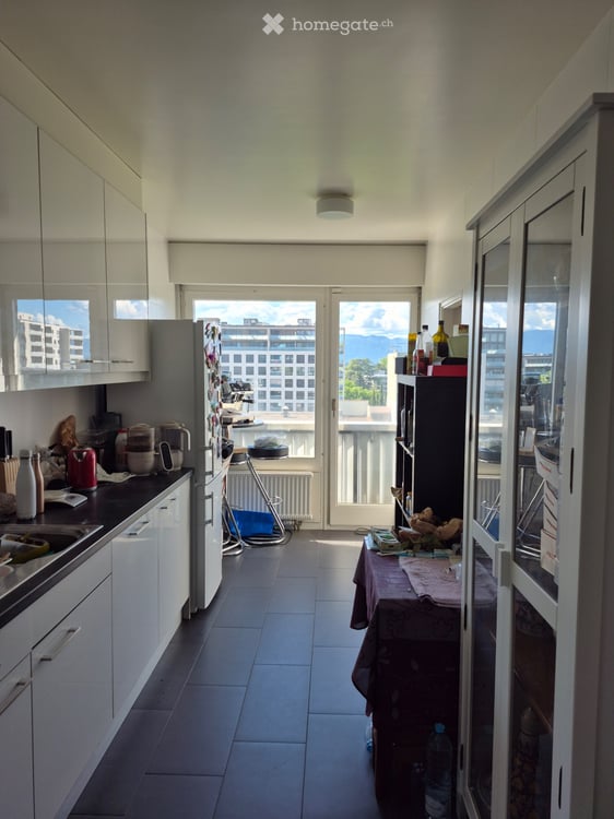 Superbe appartement à reprendre avec 2 piscines 5