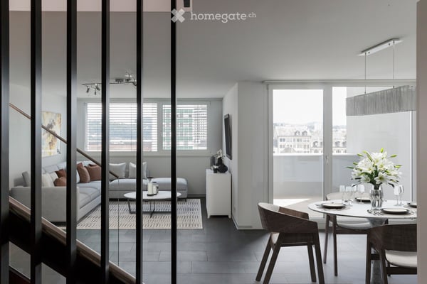 Magnifique penthouse au 6ème étage d'un immeuble de 4,5 . 2