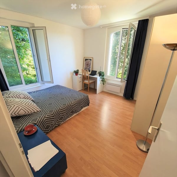 Chambre dans une maison avec balcon et jardin ! 1