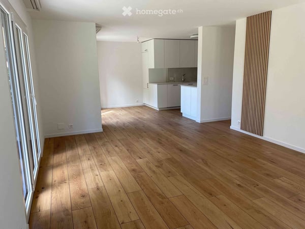 Appartement lumineux de 4,5 pièces au rez-de-chaussée 2