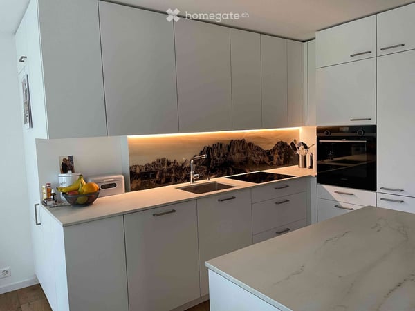 Appartement lumineux de 4,5 pièces au rez-de-chaussée 1
