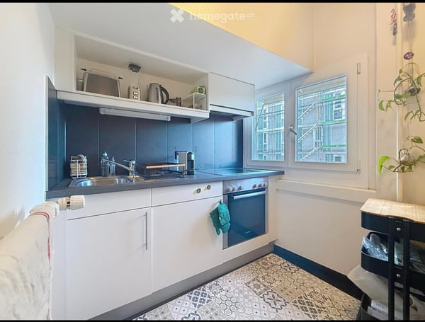 1 pièces idéalement situé en sous-location 3