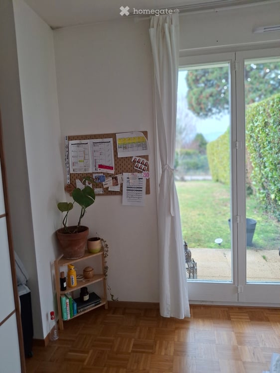 Chambre pour étudiante à louer 3