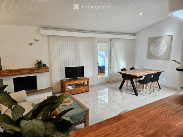 Appartement meublé Sion à Louer - 75m2, Veranda et Mezzanine 1