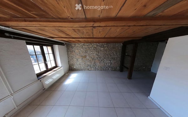 Schöne 11/1-Zimmer-Wohnung 4