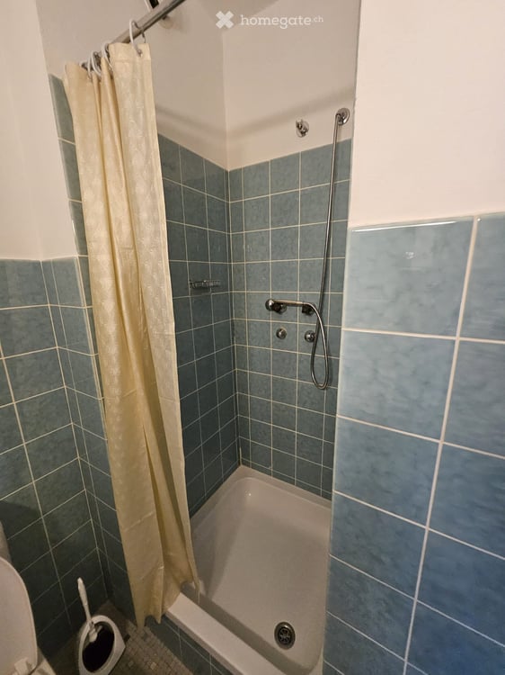 CHAMBRE MEUBLEE A LOUER A SIERRE 4