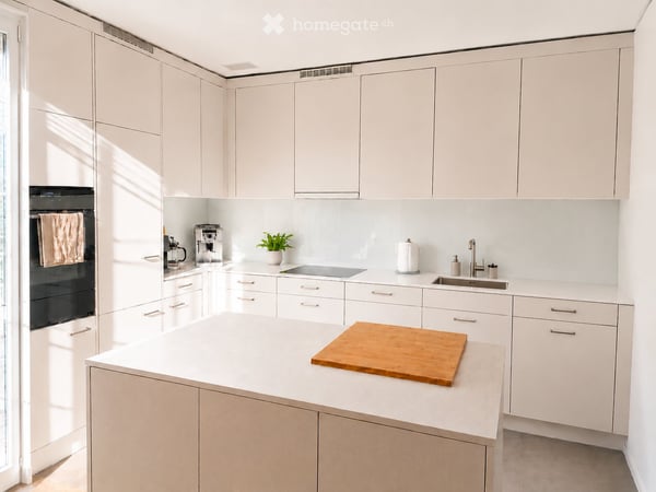 Helle und moderne 5.5-Zimmer Verfügbar 1. Oktober 2026 4