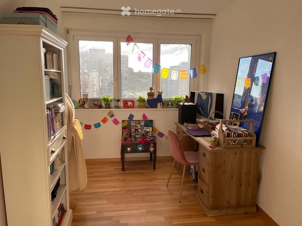 Lumineux appartement 4,5 pièces à Beaumont 3