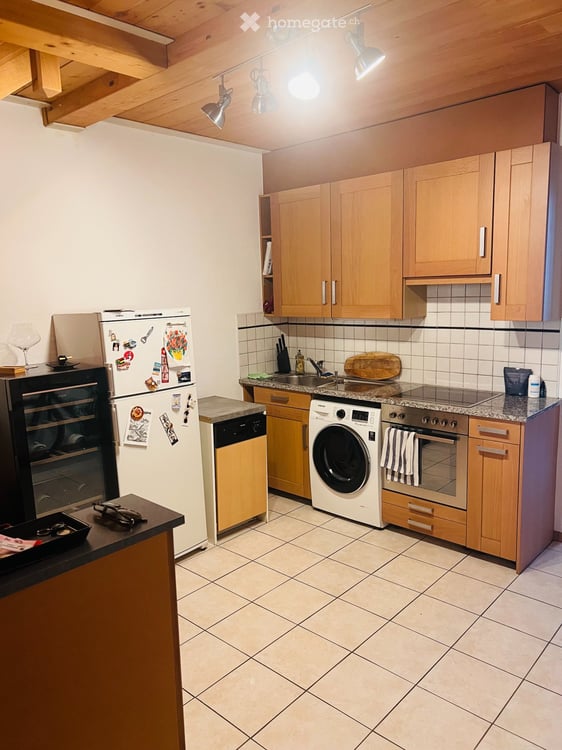 Reprise de bail Loft (81 m²) avec place de parc Carouge 2