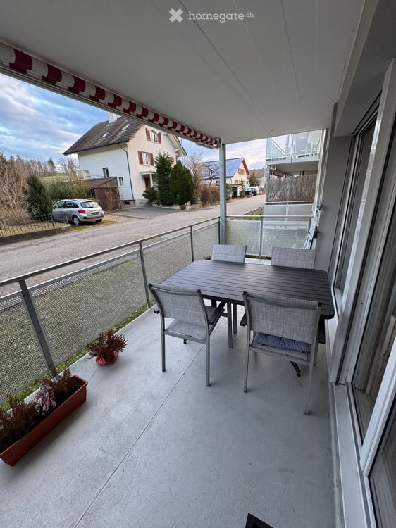 Nachmieter: Helle 5.5-Zi-Wohnung, 7 Min. zum Bahnhof Murten 3