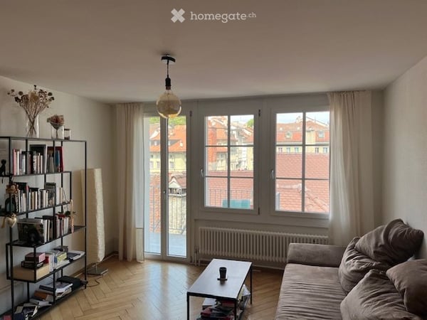 Appartement charmant, Rue des Epouses, 4ème étage, 2