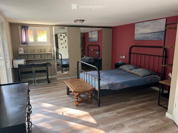 Chambre avec entrée indépendante à Trélex 1