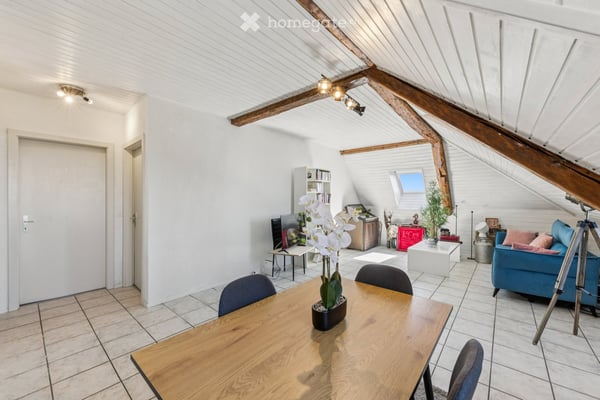 Semsales : 3.5 pièces dans les combles, à 2 pas de la gare 1