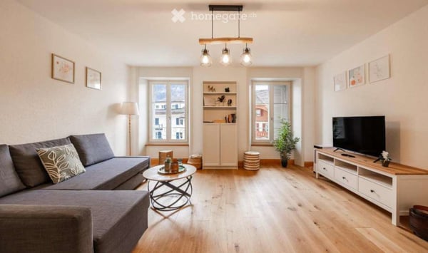 2½ pièces rénové avec garage au centre de Charmey 1