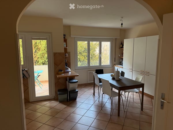 Grande chambre 25 m² avec balcon privatif en colocation 3