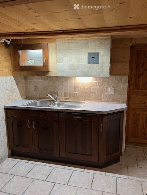 leysin, meublé, vieux chalet, rénové, saison d'été 2
