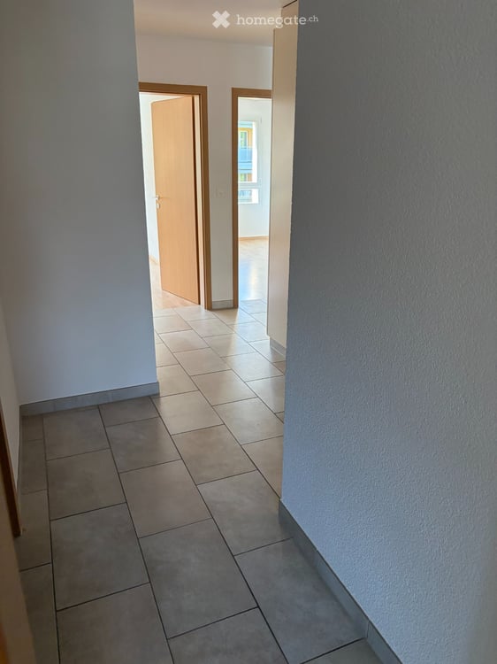 schöne ZENTRALE 4,5 Zimmer Wohnung 5