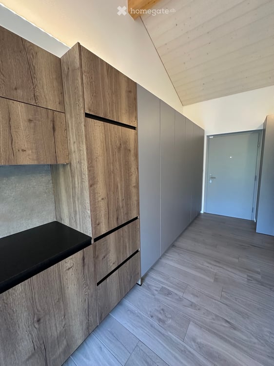 Beau studio neuf en attique 3