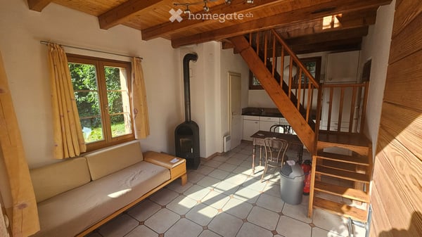 Petite maison indépendante 2 pièces duplex, jardin, à Vex 2