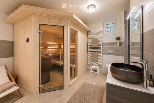 Belle maison récemment rénovée de 8.5 pcs avec grand jardin 11
