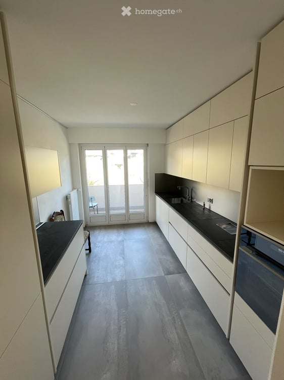 À louer beau 2,5 pièces entièrement rénové 1