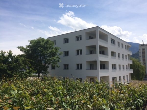 Sierre: grand 3 pièces ½ proche centre ville 1