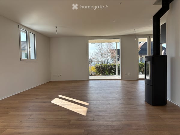 4.5-Zimmerwohnug im Parterre mit Terrasse 2