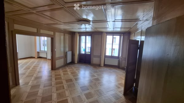 Appartement de 3.5 pièces avec balcon à louer à Le Locle 2
