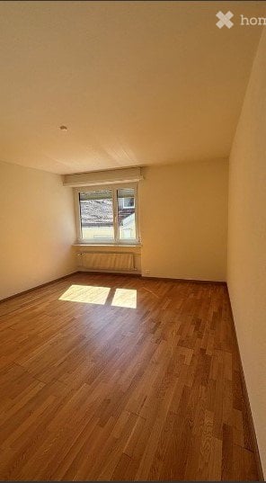 Charmante 3-Zimmer-Wohnung mit Balkon im Herzen von Chur 4