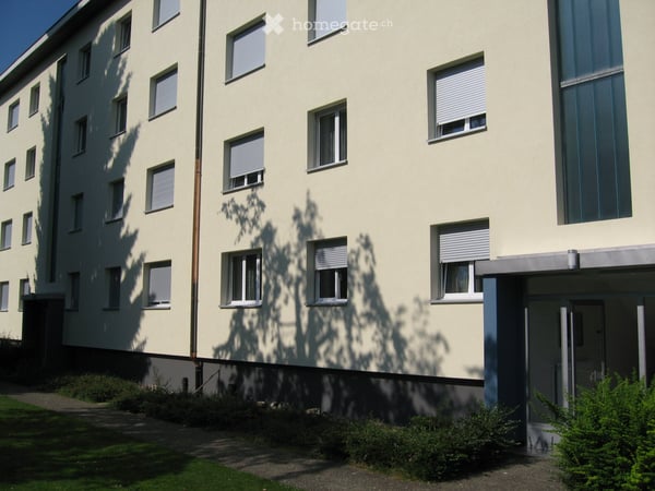 Charmante 3.5-Zi.-Whg. zu vermieten im EG in 3185 Schmitten 1