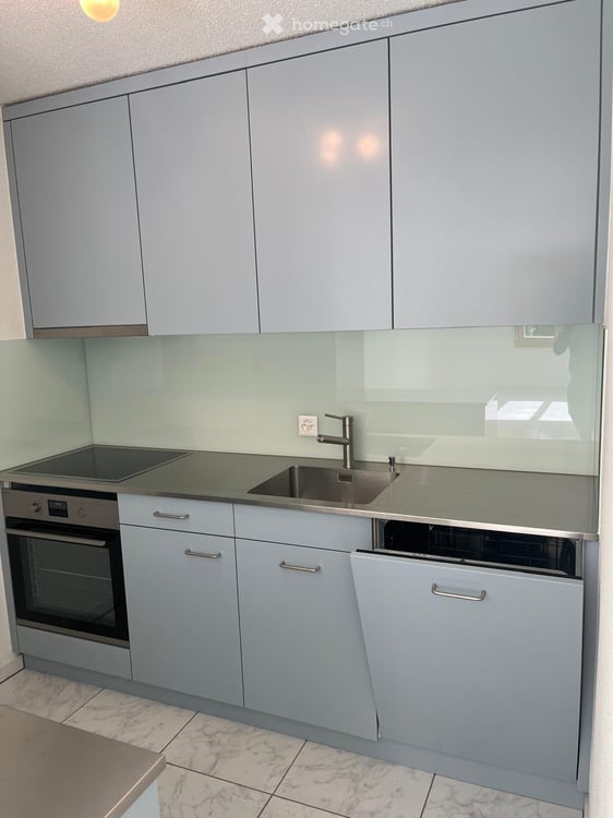 Reizende 2.5-Zimmer-Wohnung mit Gartensitzplatz ab 10.2026 4