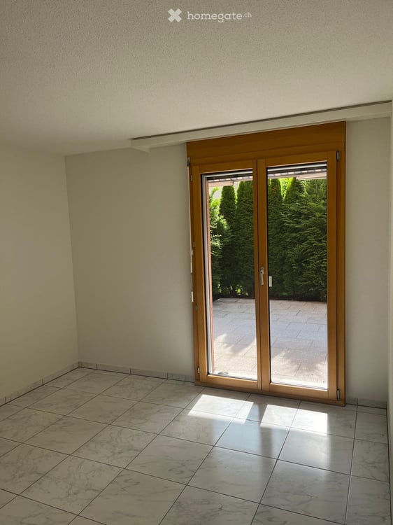 Reizende 2.5-Zimmer-Wohnung mit Gartensitzplatz ab 10.2026 3