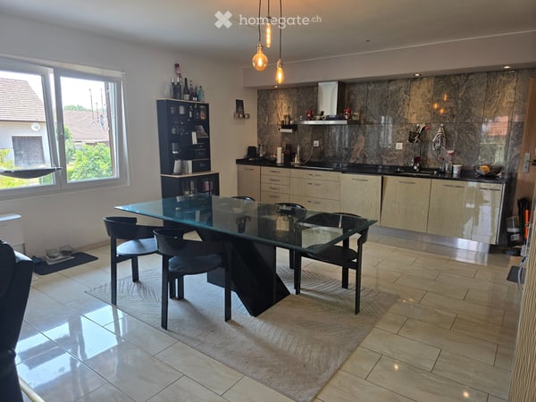 Appartement 2.5 pièces à Surpierre 2