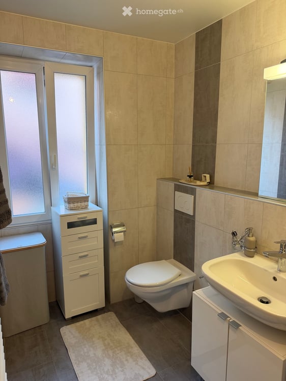 Apparemment 3 pièces à Corcelles 4