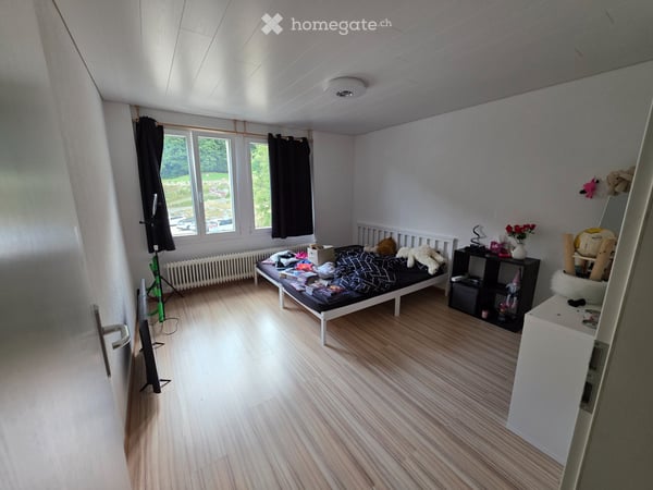 Appartement e 4,5 pces à louer à Buttes 3