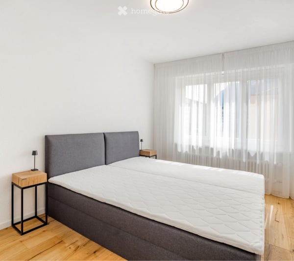 WG-Zimmer in Lonza-Nähe 1