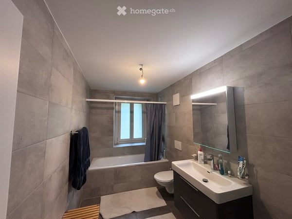 Appartement 3,5 pièces à remettre pour le 30.09 au Pont 2