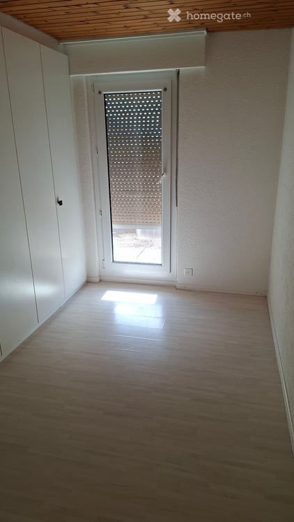 1.5 pcs en attique à Sierre avec place de parking intérieure 4