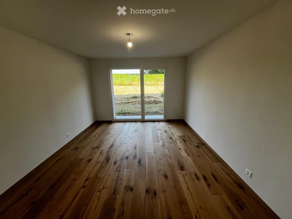 1.5 pièces neuf avec jardin  à 5 min de Romont 8