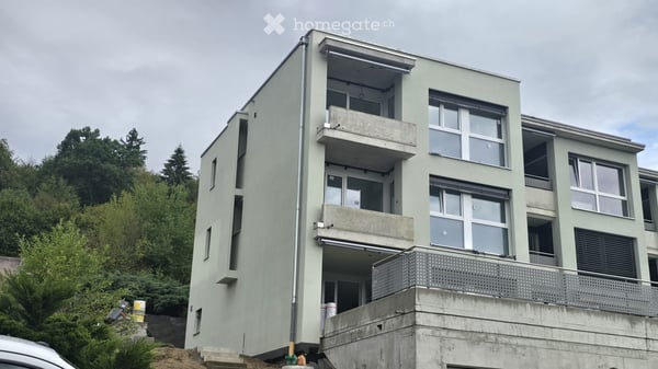 Attique neuf  avec très belle vue, à Matran avec accès privé 2