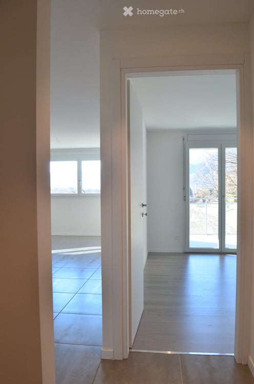 Lumino luminoso, appt. 2 .5 incl. parking+conguagl. affare!! 2